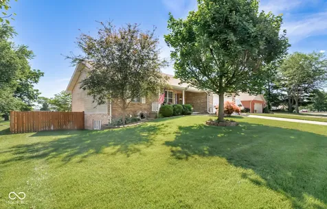 208 Springhill Seymour IN 47274