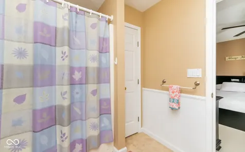 208 Springhill Seymour IN 47274