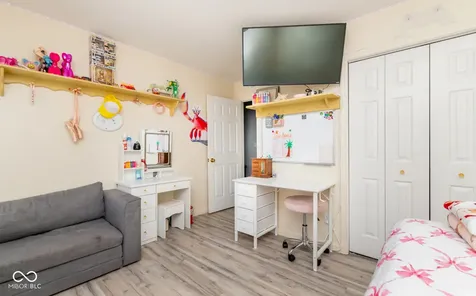 208 Springhill Seymour IN 47274