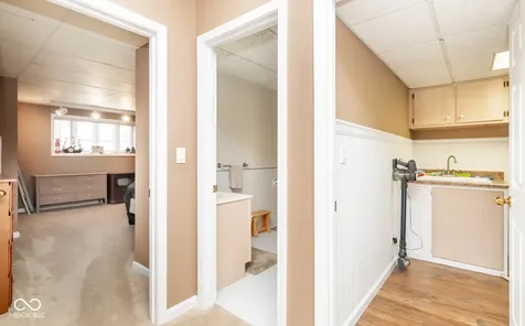 208 Springhill Seymour IN 47274