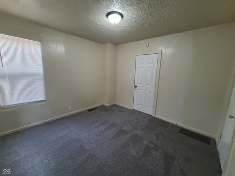 945 W Roache Street Indianapolis IN 46208