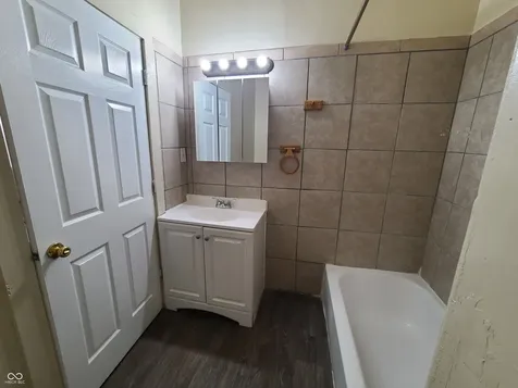 945 W Roache Street Indianapolis IN 46208