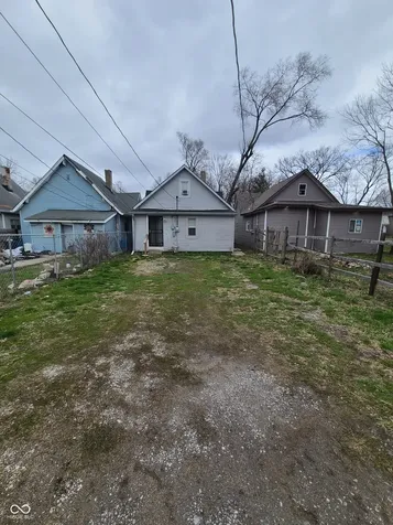 945 W Roache Street Indianapolis IN 46208