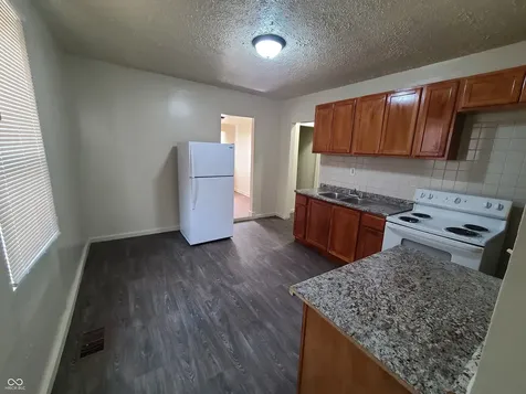 945 W Roache Street Indianapolis IN 46208