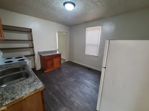 945 W Roache Street Indianapolis IN 46208