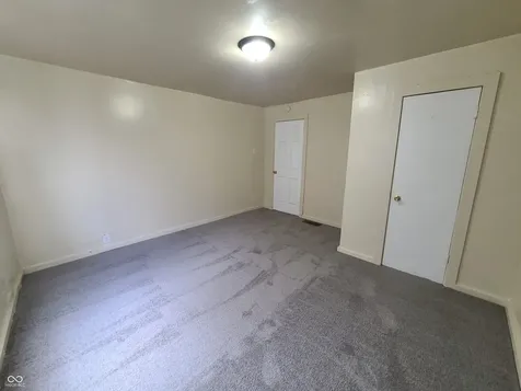 945 W Roache Street Indianapolis IN 46208