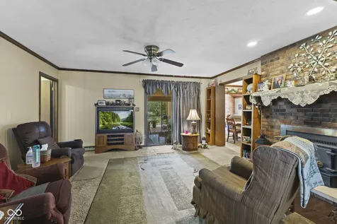 1393 S Buttercup Drive New Palestine IN 46163