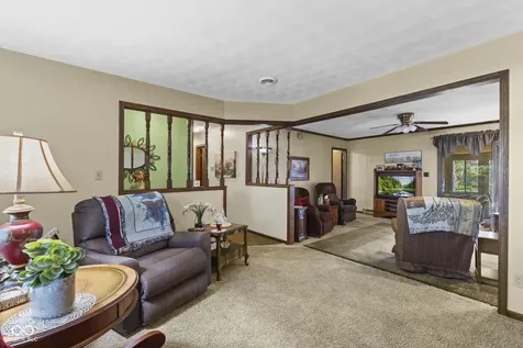 1393 S Buttercup Drive New Palestine IN 46163