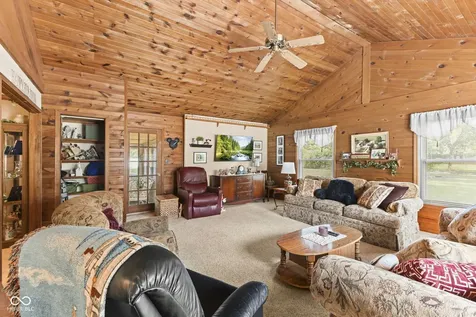 1393 S Buttercup Drive New Palestine IN 46163