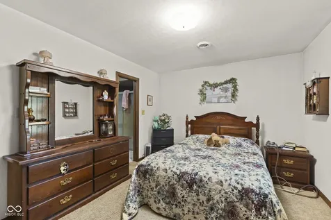 1393 S Buttercup Drive New Palestine IN 46163