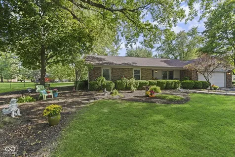 1393 S Buttercup Drive New Palestine IN 46163
