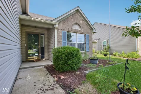 5812 Wooden Branch Indianapolis IN 46221