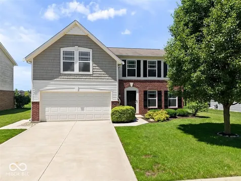 8682 N Dresden Drive Mccordsville IN 46055