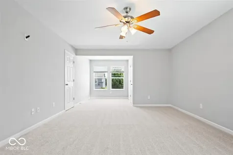 8682 N Dresden Drive Mccordsville IN 46055