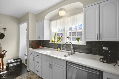 2023 Franklin Street Columbus IN 47201