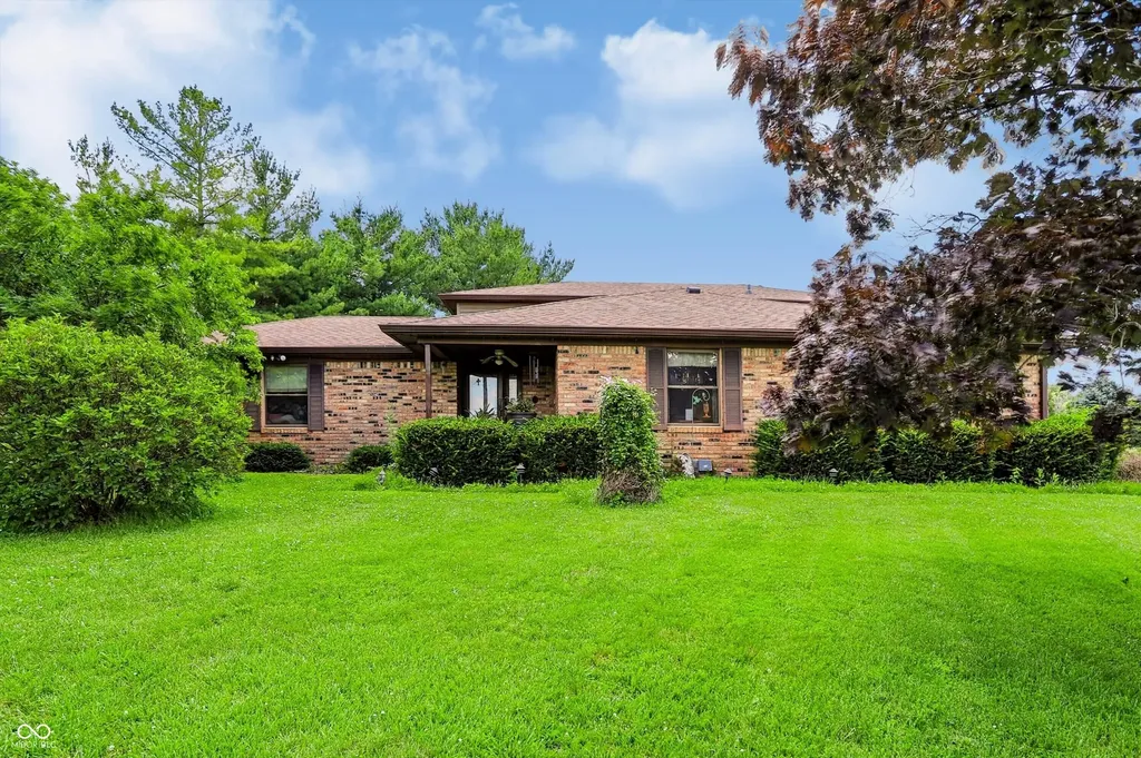 2760 S Morristown Pike Greenfield IN 46140