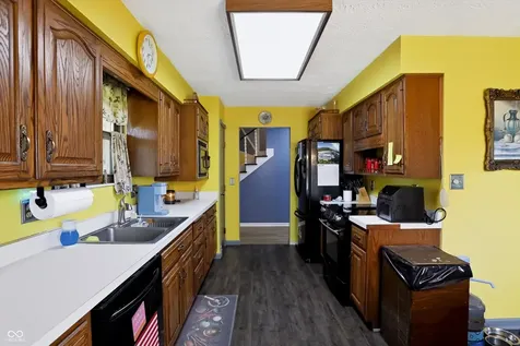 2760 S Morristown Pike Greenfield IN 46140