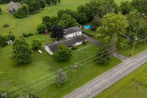 1647 N County Road 425 E Avon IN 46123