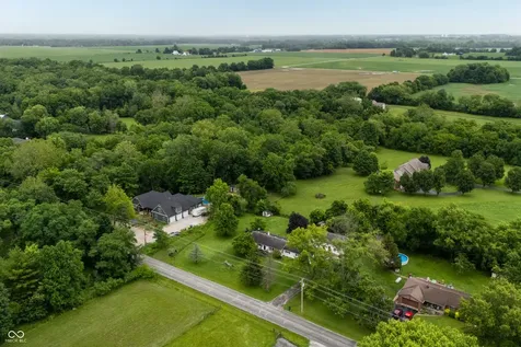 1647 N County Road 425 E Avon IN 46123