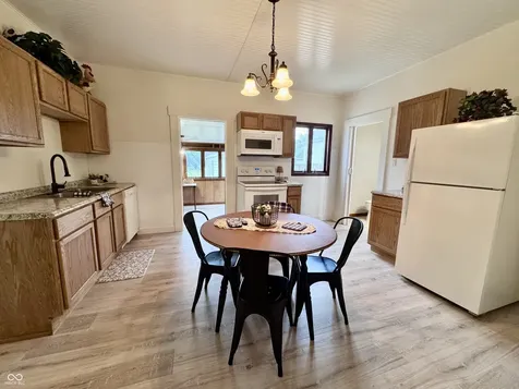 809 Curtis Crawfordsville IN 47933
