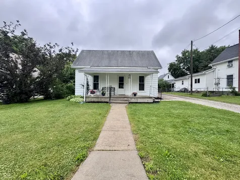 809 Curtis Crawfordsville IN 47933