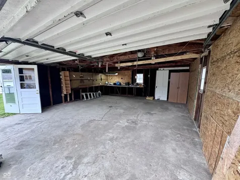 809 Curtis Crawfordsville IN 47933