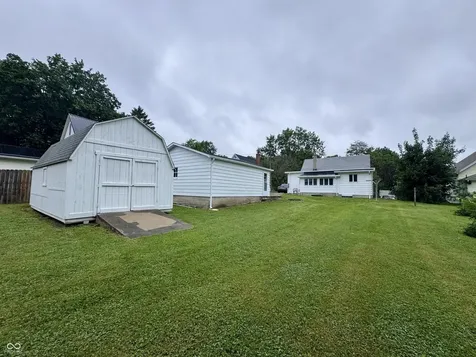 809 Curtis Crawfordsville IN 47933