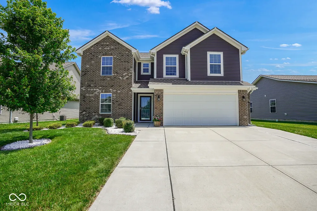 437 Thunderwood Drive Greenfield IN 46140