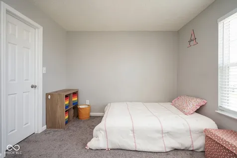 437 Thunderwood Drive Greenfield IN 46140