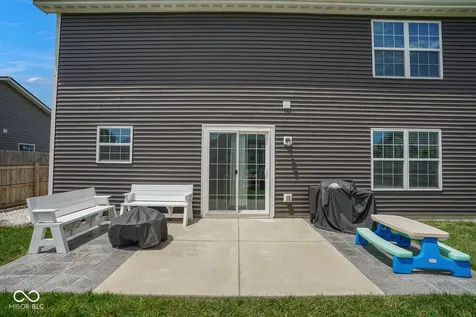437 Thunderwood Drive Greenfield IN 46140