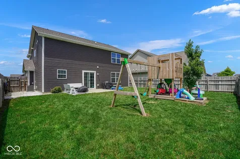 437 Thunderwood Drive Greenfield IN 46140