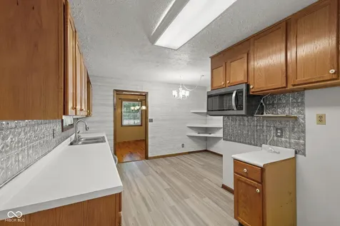 1855 W Shore Drive Martinsville IN 46151