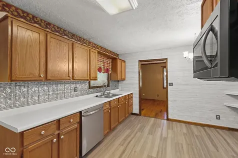 1855 W Shore Drive Martinsville IN 46151