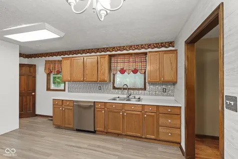 1855 W Shore Drive Martinsville IN 46151