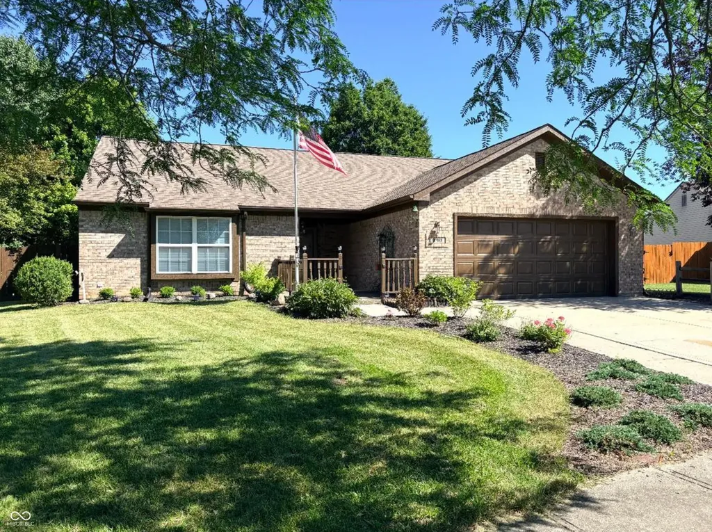 890 Millbrook Drive Avon IN 46123