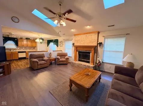 890 Millbrook Drive Avon IN 46123