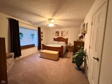 890 Millbrook Drive Avon IN 46123