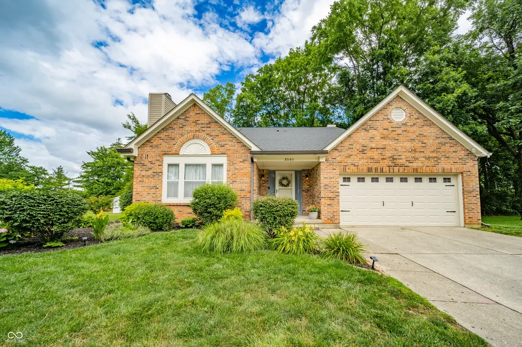 8540 Castle Ridge Lane Indianapolis IN 46256