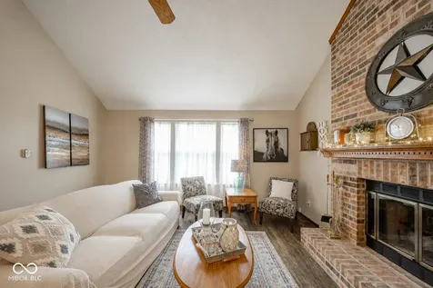8540 Castle Ridge Lane Indianapolis IN 46256