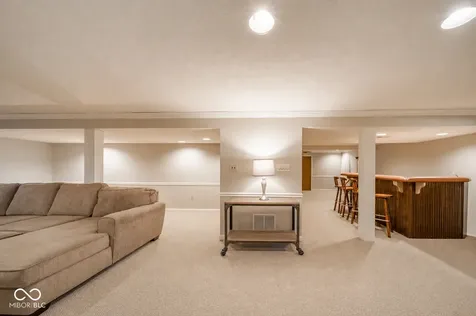 8540 Castle Ridge Lane Indianapolis IN 46256