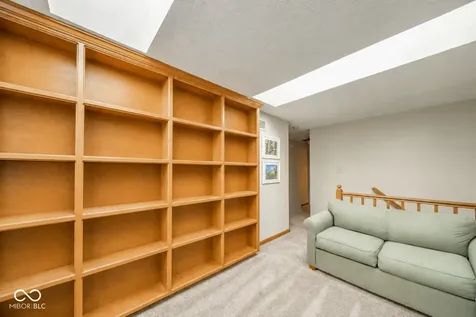 8540 Castle Ridge Lane Indianapolis IN 46256