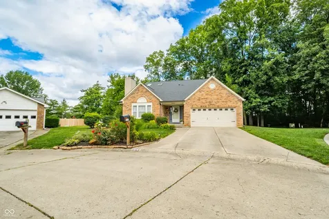 8540 Castle Ridge Lane Indianapolis IN 46256