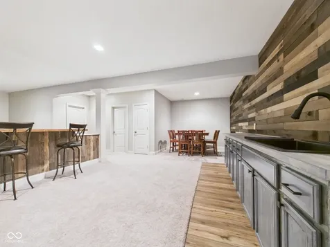 6842 Bladstone Road Noblesville IN 46062