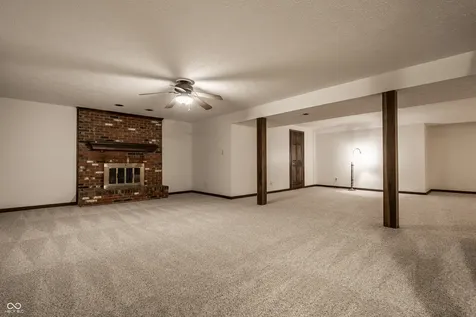 255 Camden Drive Zionsville IN 46077