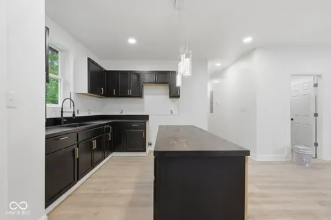 1248 W 33rd Street Indianapolis IN 46208