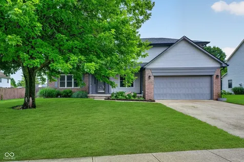 6416 Apple Cider Avon IN 46123