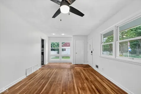 2522 Parr Drive Indianapolis IN 46220