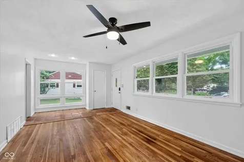 2522 Parr Drive Indianapolis IN 46220