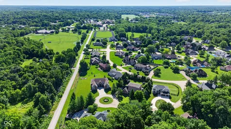 574 Grayburn Court Terre Haute IN 47802