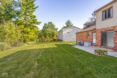3525 River Rd Drive Columbus IN 47203